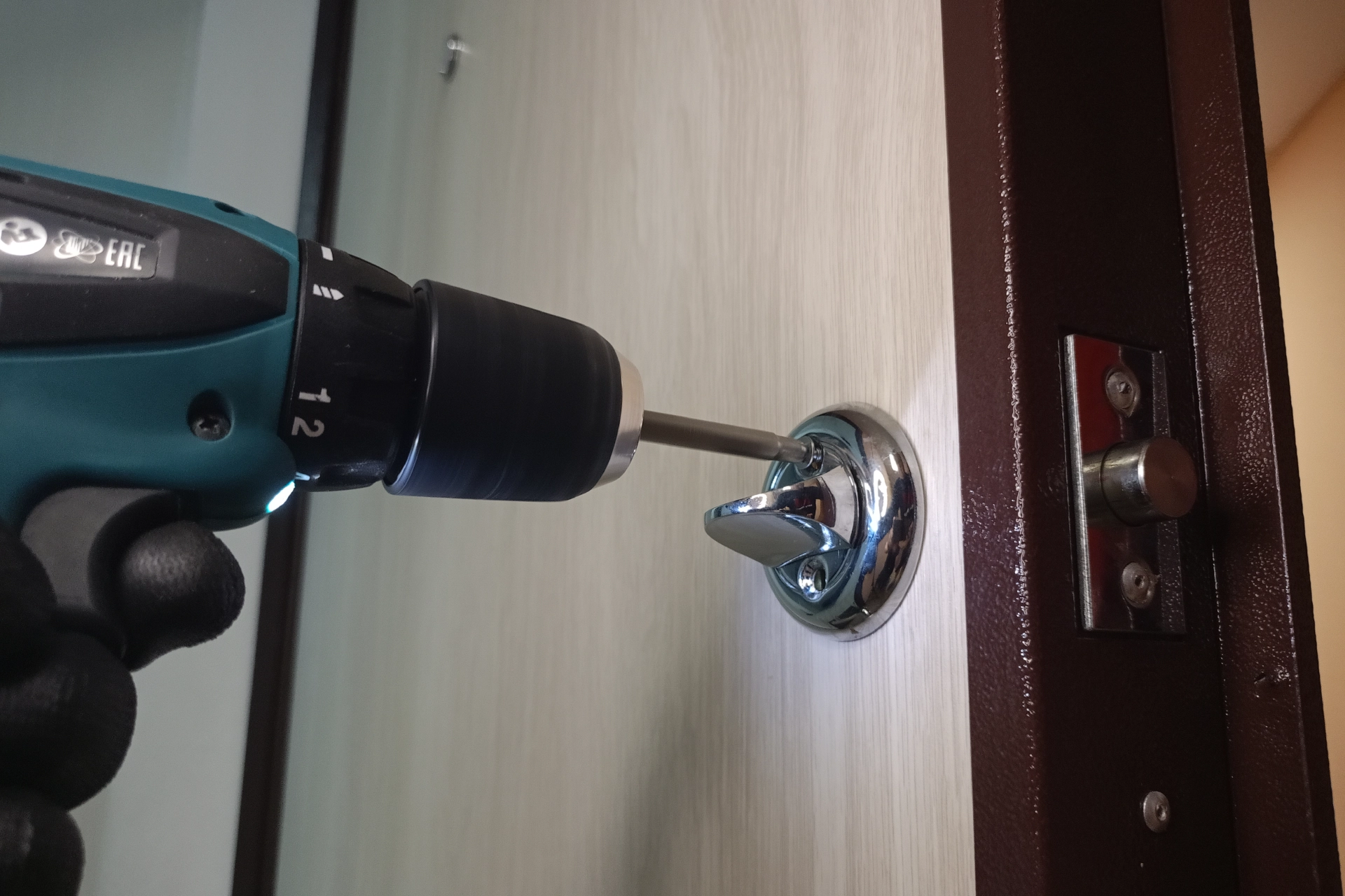 ремонт дверей