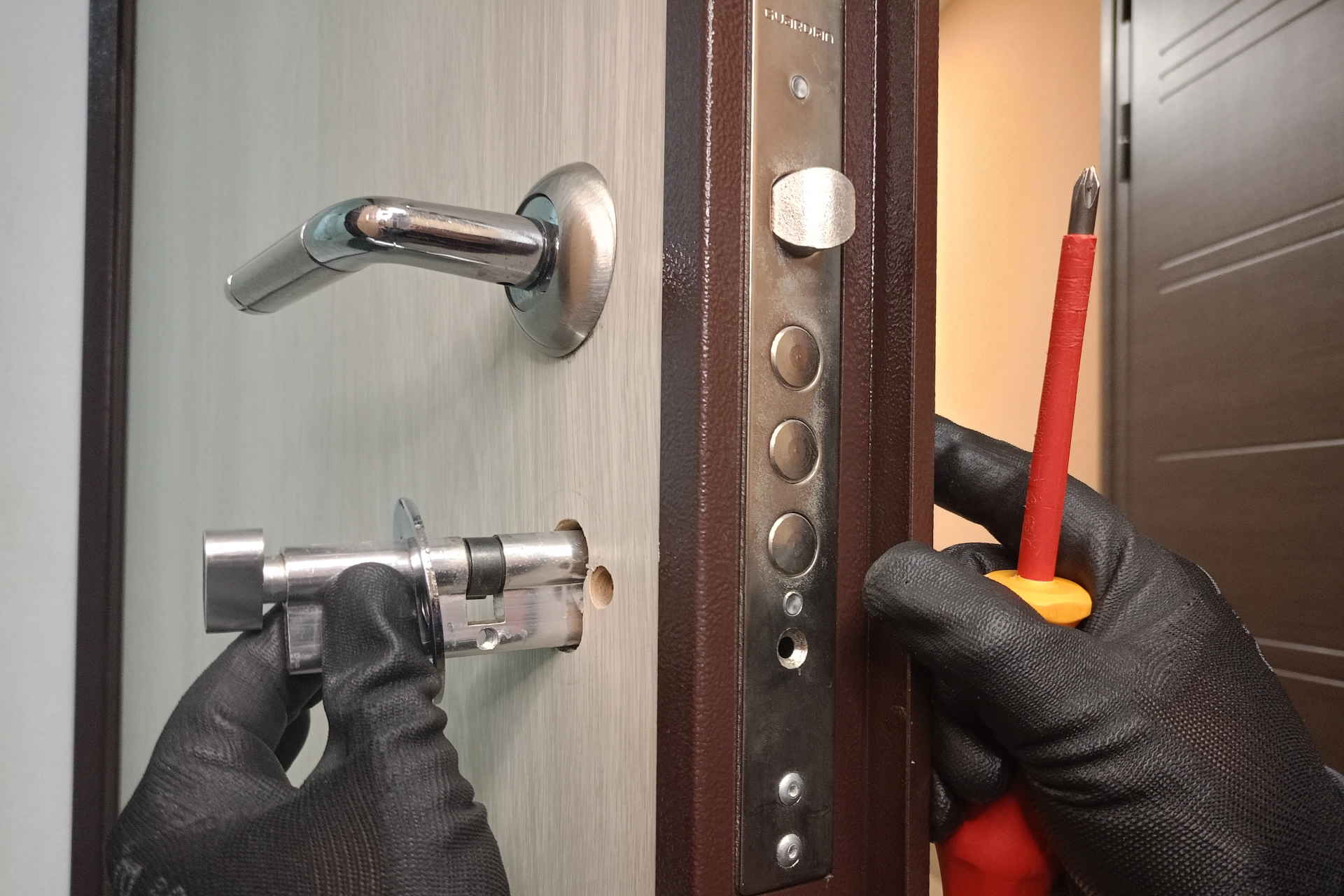 замена замков